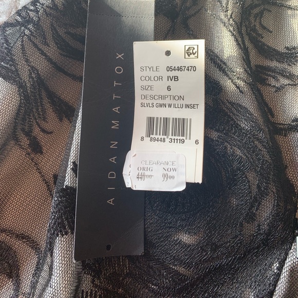 Gothic Prom Dress - Picture 4 of 6